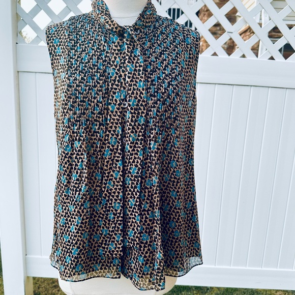 Women's Diane von Furstenberg Sleeveless Blouse Tan/Blue Size 10 - Picture 4 of 16